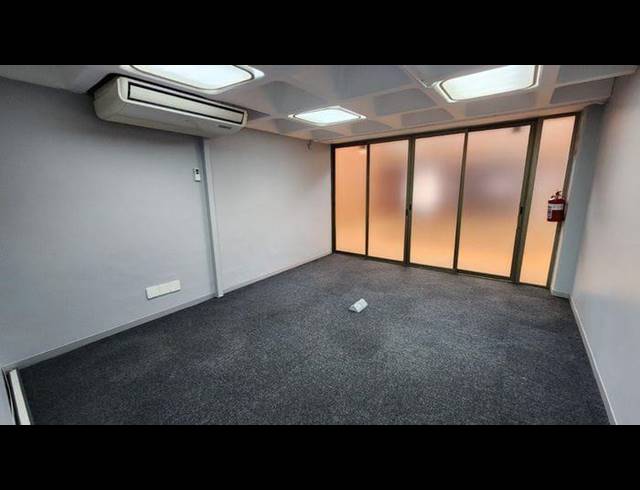 OFFICE PROPERTY TO RENT IN LYNNWOOD